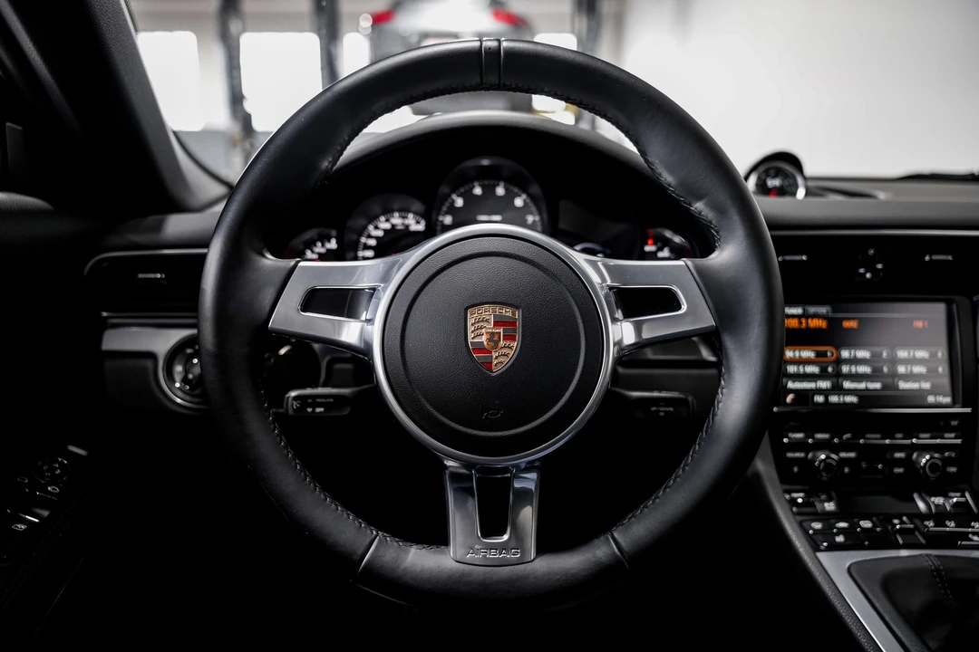2015 Porsche 991 Carrera S - Image 10 of 21
