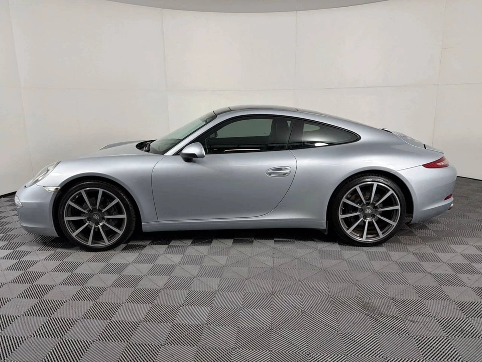 2015 Porsche 991 Carrera - Image 2 of 5