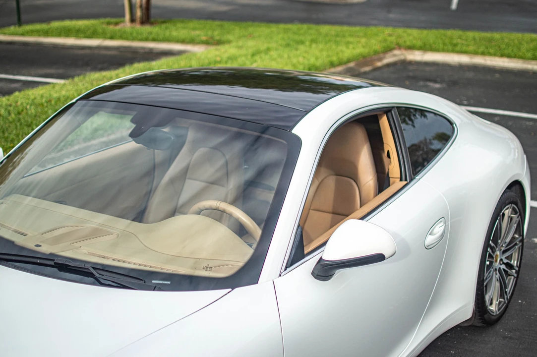 2015 Porsche 991 Carrera - Image 16 of 29