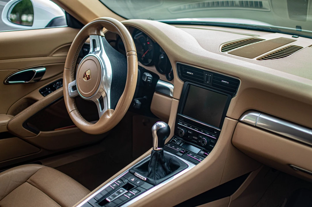 2015 Porsche 991 Carrera - Image 20 of 29