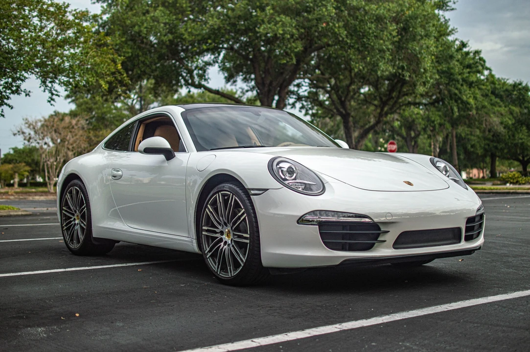 2015 Porsche 991 Carrera - Image 5 of 29