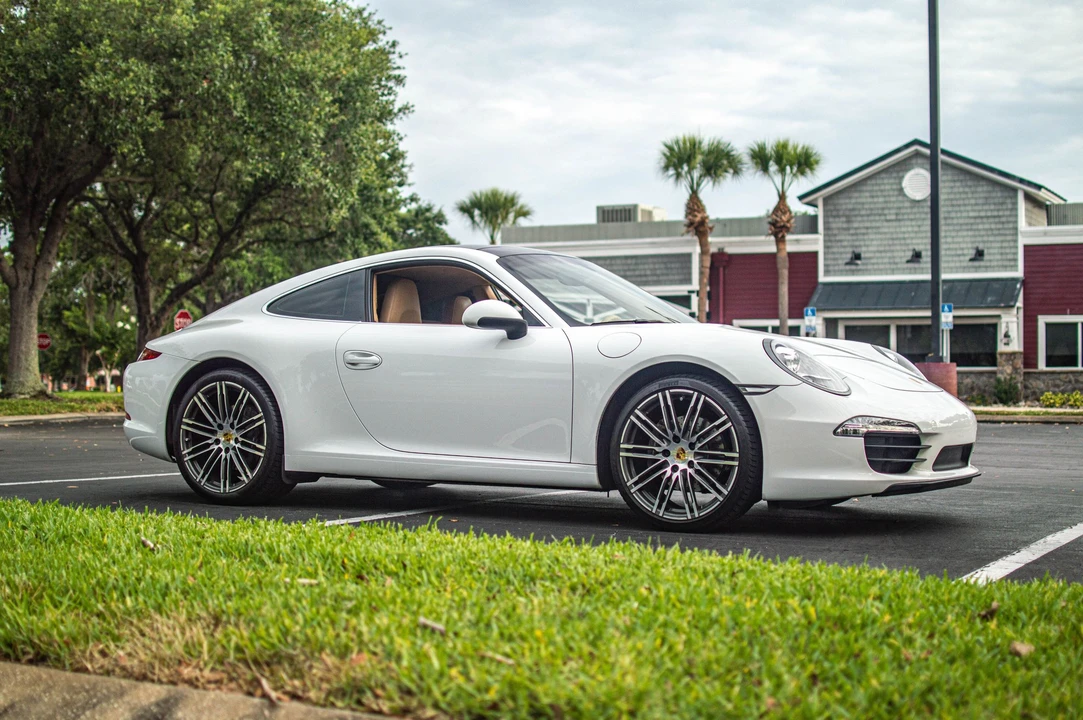 2015 Porsche 991 Carrera - Image 6 of 29