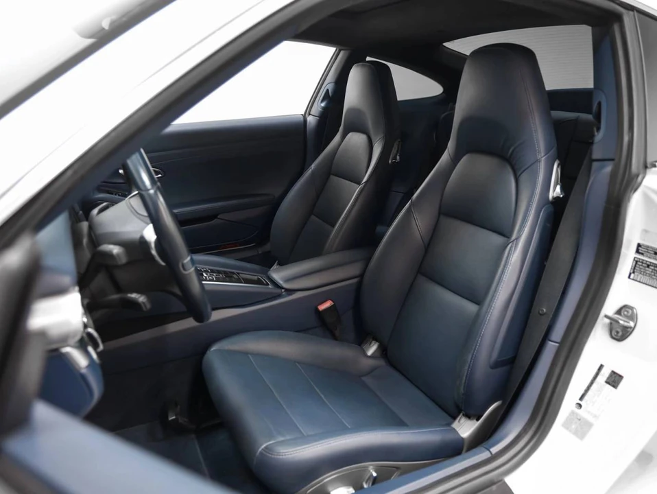 2015 Porsche 991 Carrera - Image 5 of 5
