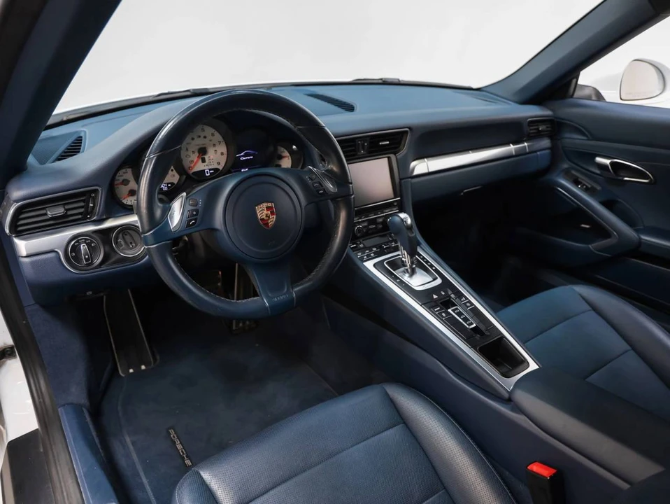 2015 Porsche 991 Carrera - Image 4 of 5