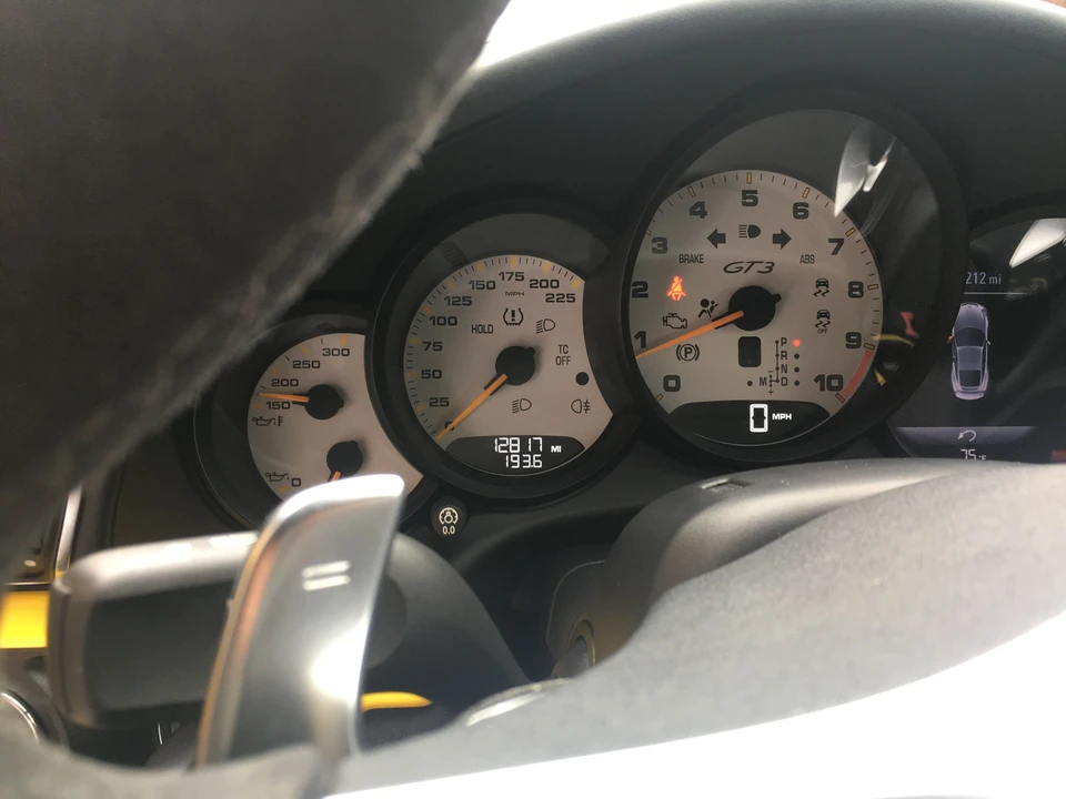 2015 Porsche 991 GT3 - Image 3 of 21