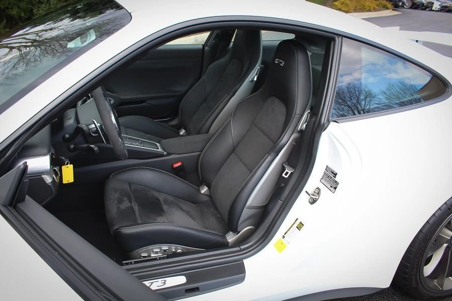 2015 Porsche 991 GT3 - Image 11 of 18