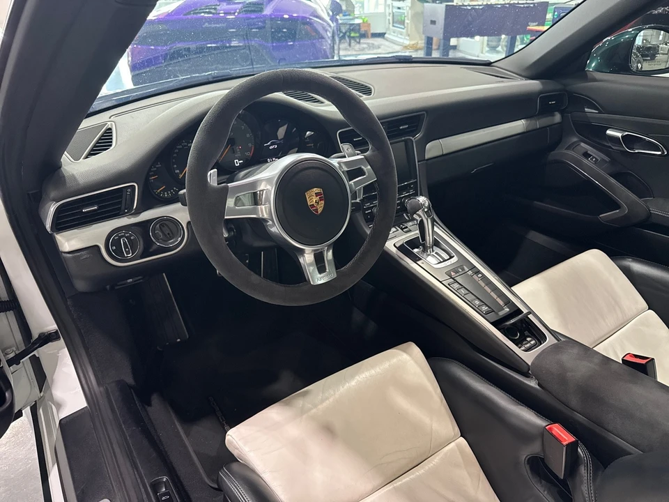 2015 Porsche 991 GT3 - Image 8 of 21