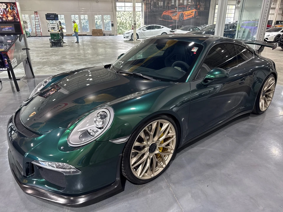 2015 Porsche 991 GT3 - Image 17 of 21