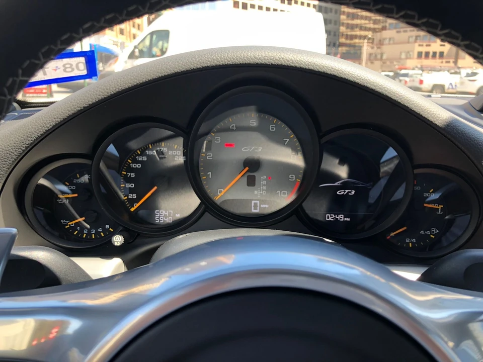 2015 Porsche 991 GT3 - Image 24 of 29