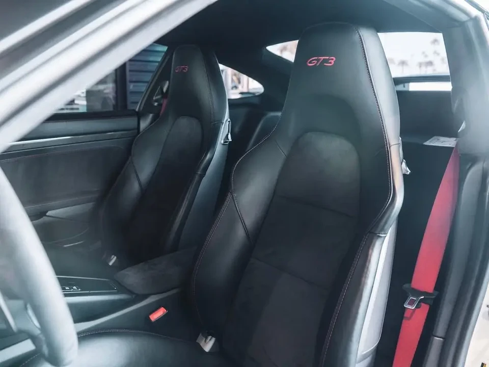 2015 Porsche 991 GT3 - Image 5 of 5