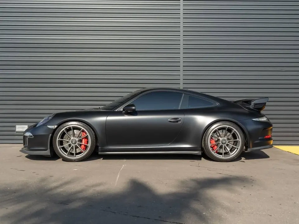 2015 Porsche 991 GT3 - Image 2 of 5