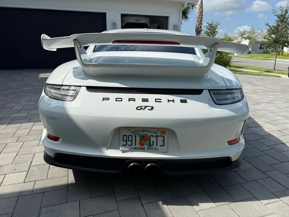 2015 Porsche 991 GT3 - Image 4 of 8