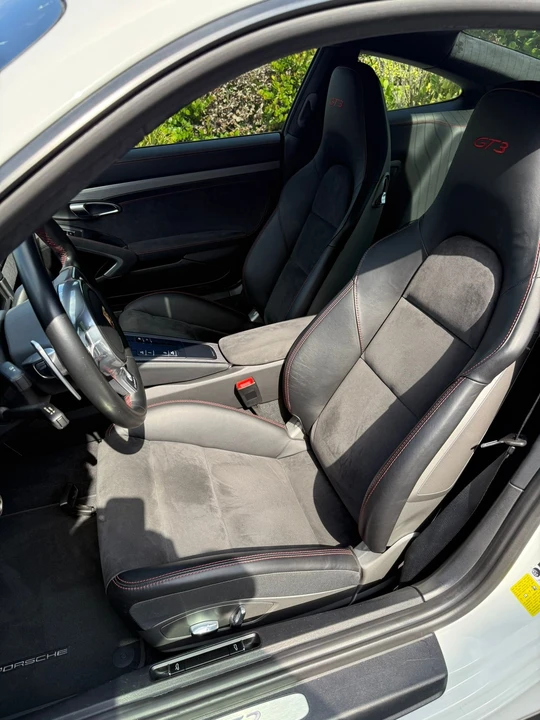 2015 Porsche 991 GT3 - Image 6 of 8