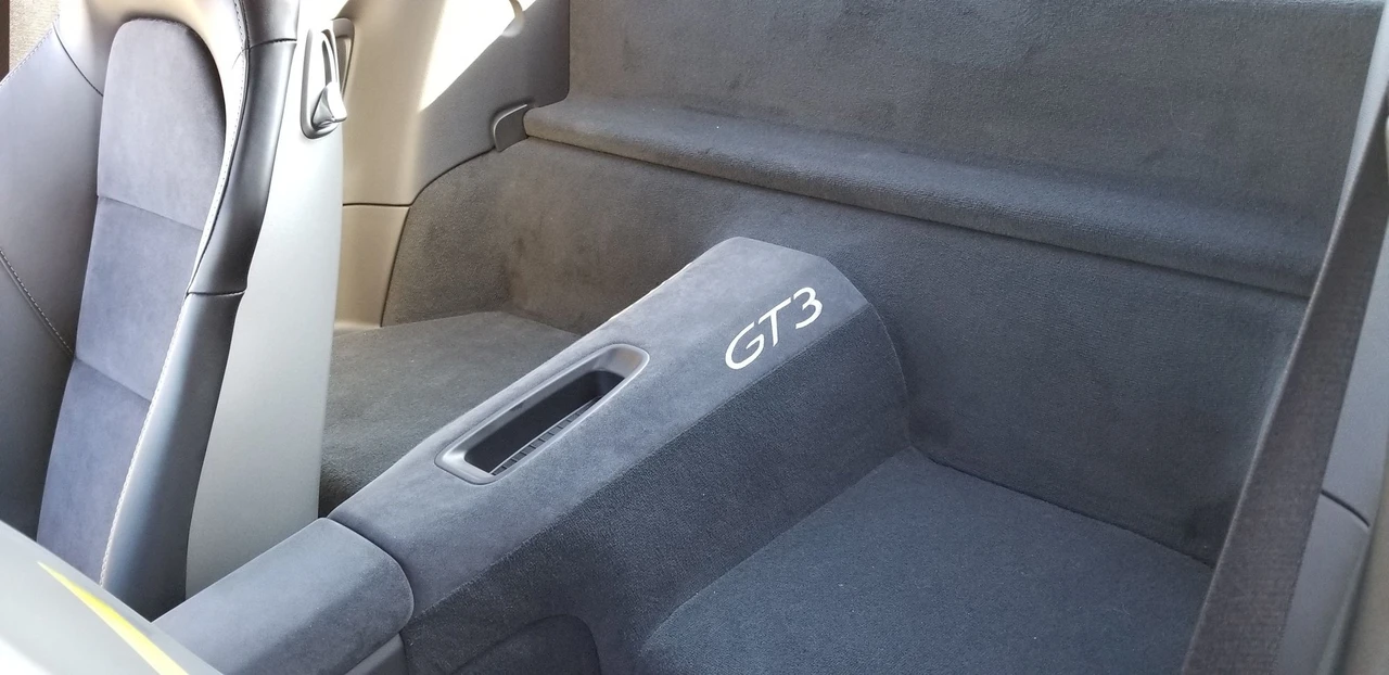 2015 Porsche 991 GT3 - Image 21 of 24