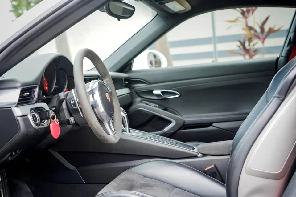2015 Porsche 991 GT3 - Image 9 of 19