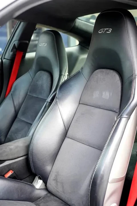 2015 Porsche 991 GT3 - Image 17 of 19