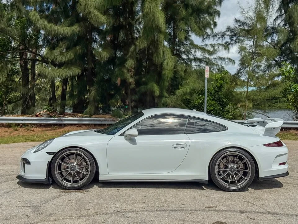 2015 Porsche 991 GT3 - Image 2 of 18