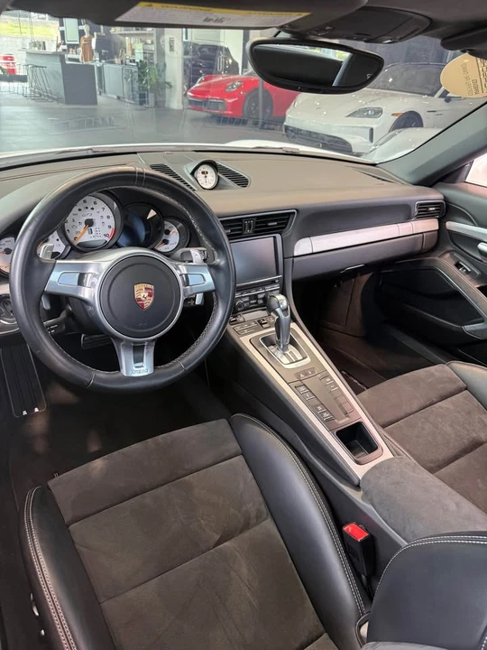 2015 Porsche 991 GT3 - Image 9 of 10
