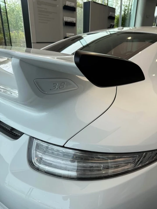 2015 Porsche 991 GT3 - Image 5 of 10