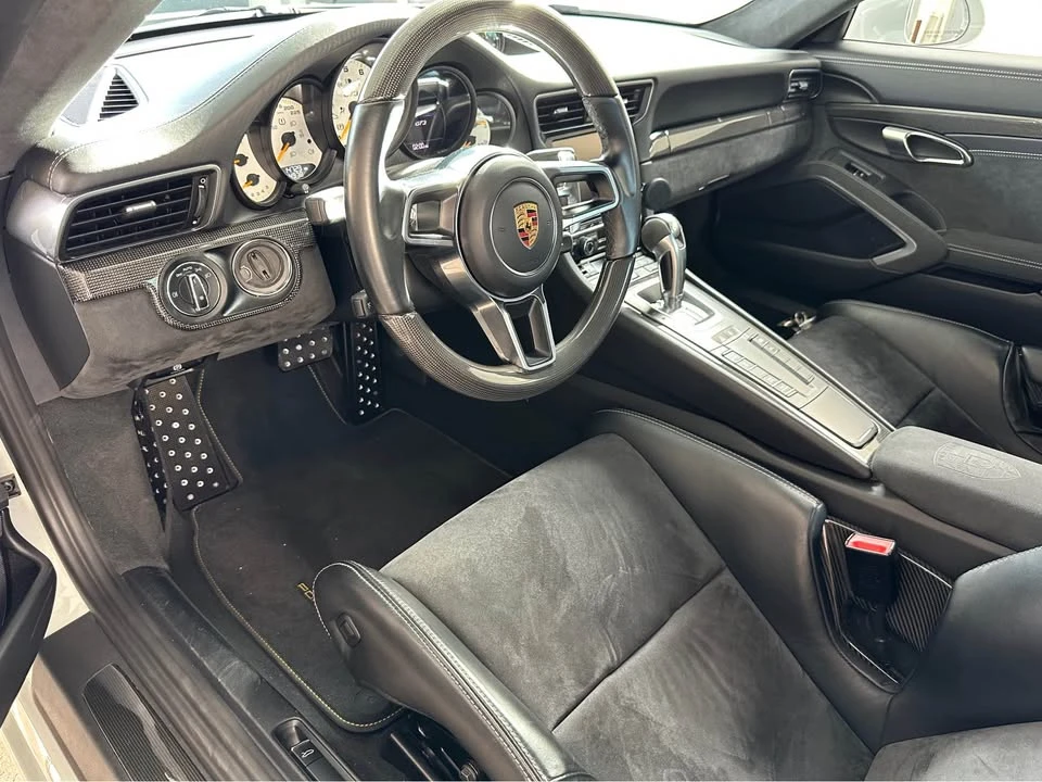 2015 Porsche 991 GT3 - Image 13 of 14