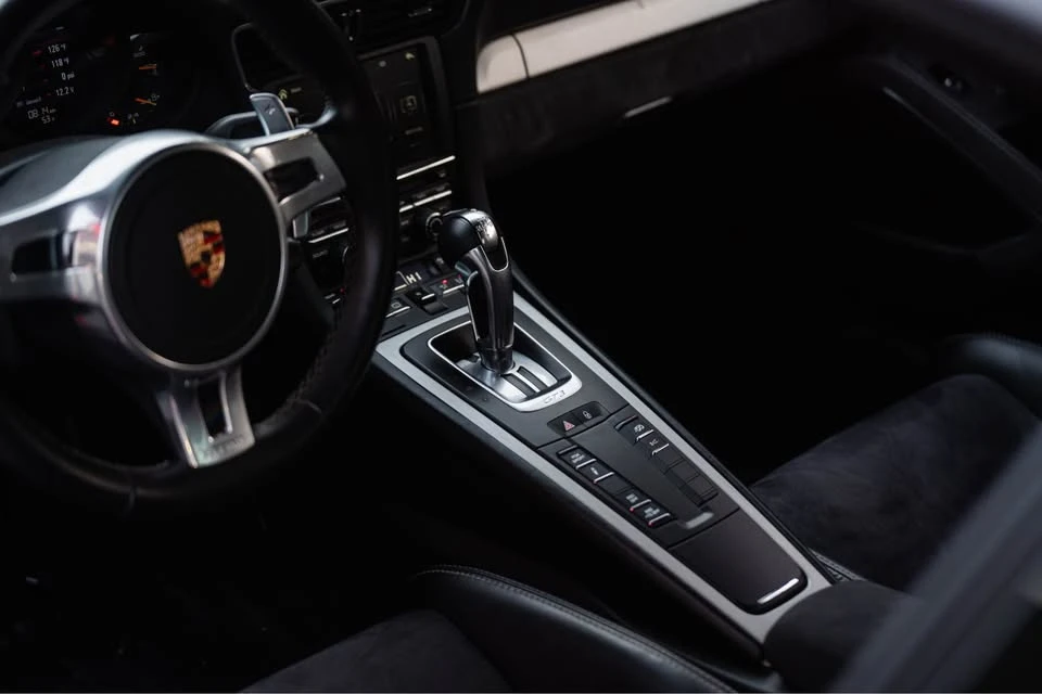 2015 Porsche 991 GT3 - Image 13 of 20