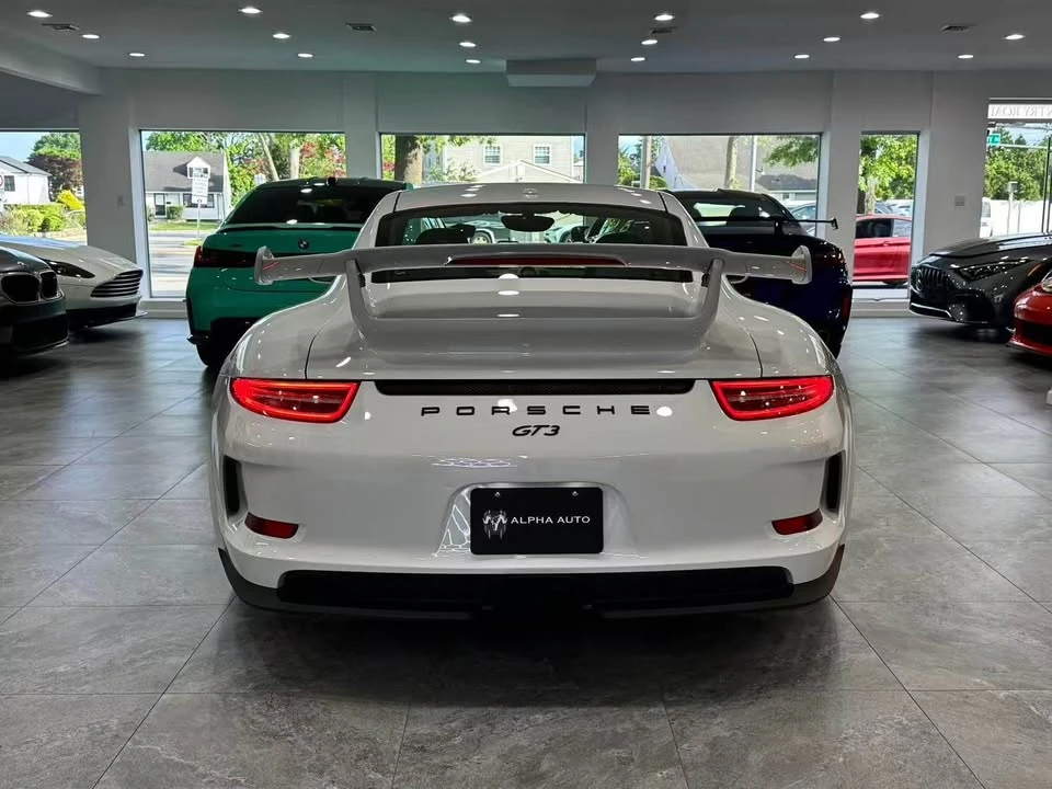 2015 Porsche 991 GT3 - Image 13 of 18