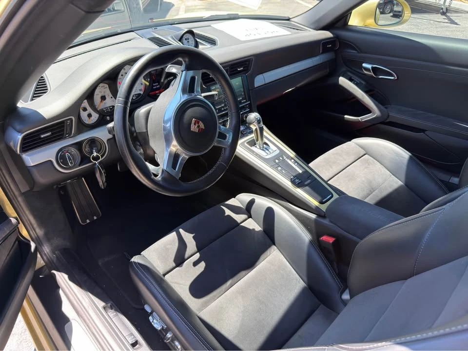 2015 Porsche 991 GT3 - Image 9 of 12
