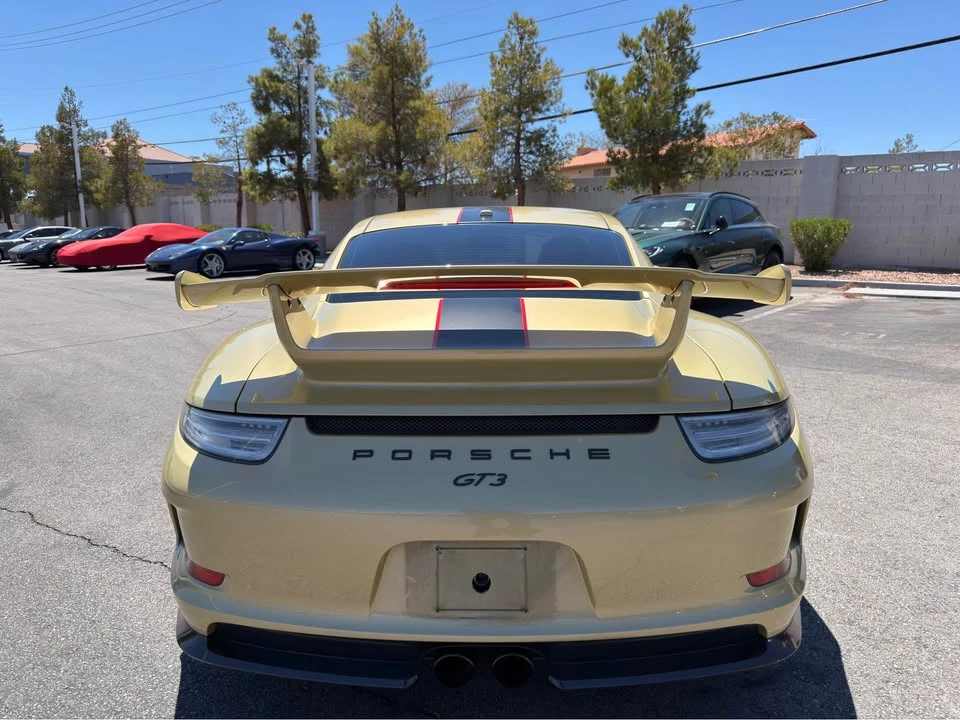 2015 Porsche 991 GT3 - Image 2 of 12