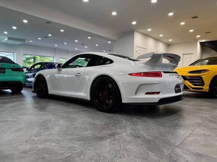 2015 Porsche 991 GT3 - Image 5 of 10