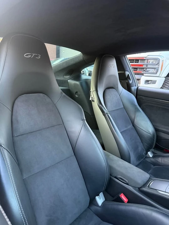 2015 Porsche 991 GT3 - Image 16 of 18