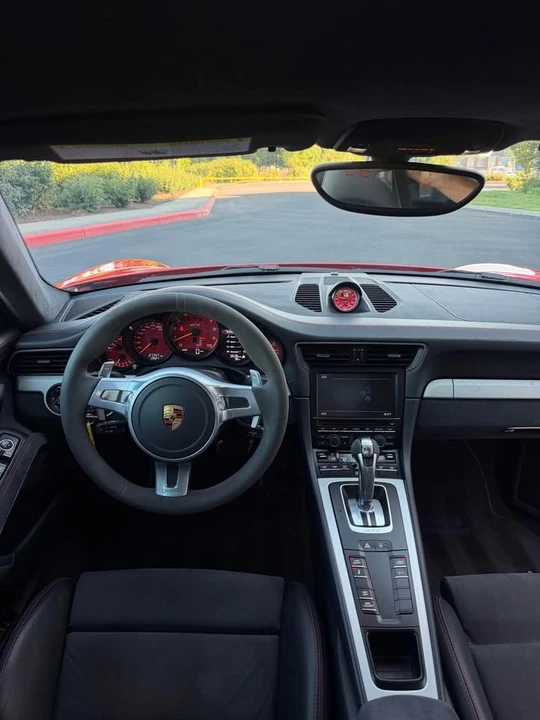 2015 Porsche 991 GT3 - Image 11 of 16