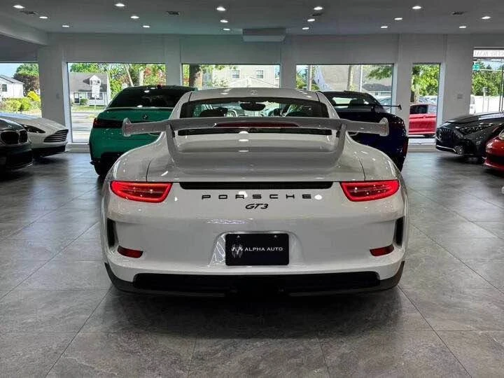 2015 Porsche 991 GT3 - Image 6 of 10