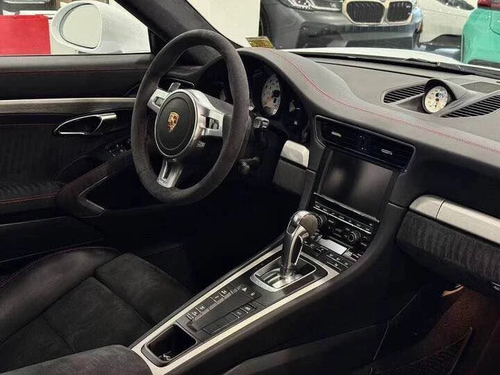 2015 Porsche 991 GT3 - Image 3 of 10