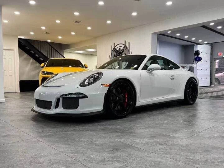 2015 Porsche 991 GT3 - Image 7 of 8