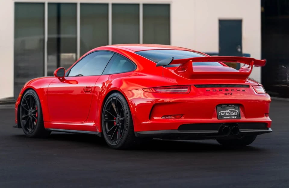 2015 Porsche 991 GT3 - Image 9 of 9