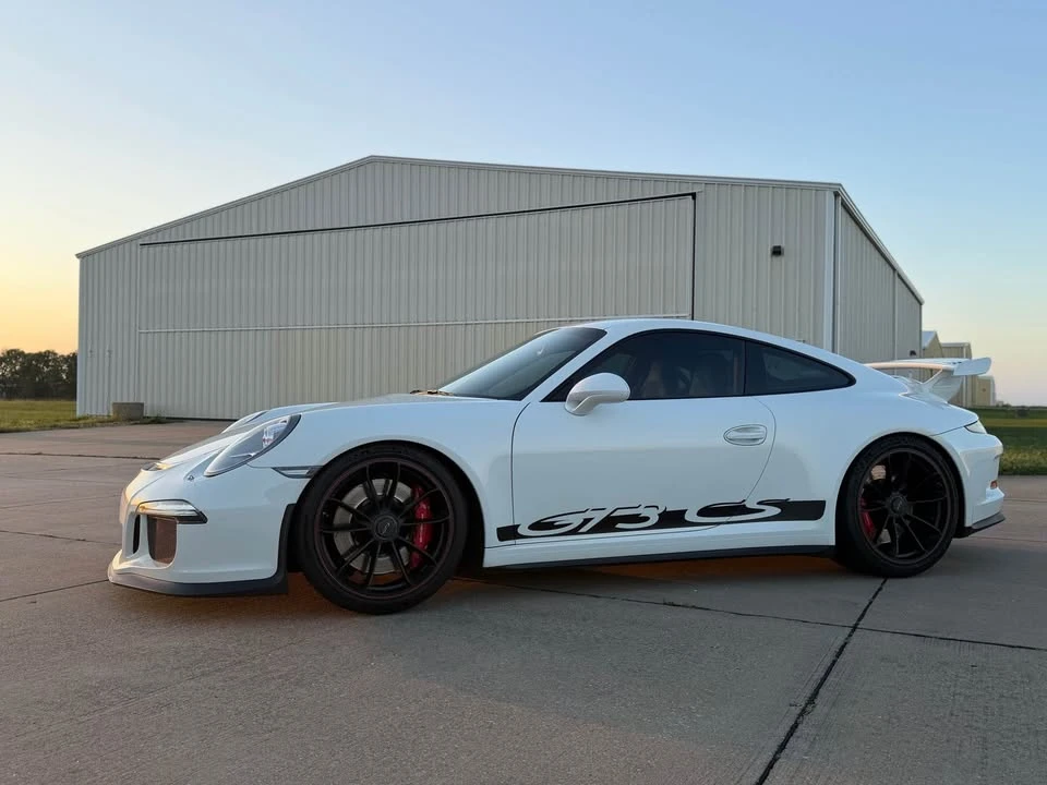 2015 Porsche 991 GT3 - Image 2 of 13