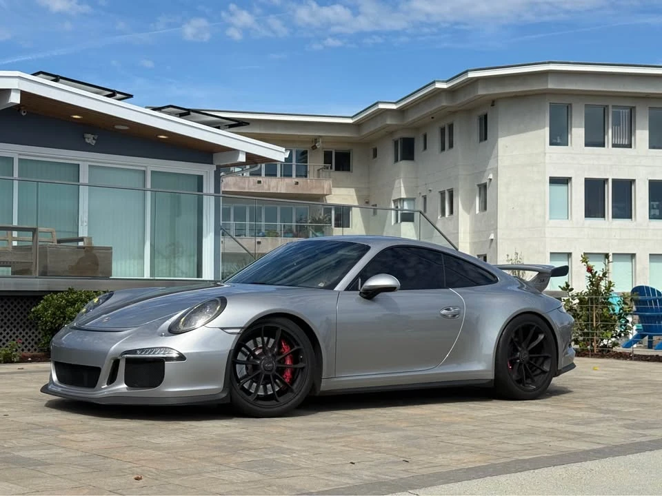 2015 Porsche 991 GT3 - Image 18 of 19