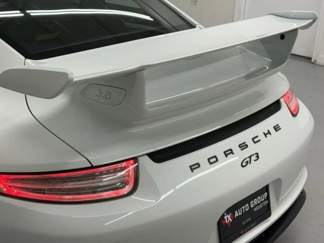 2015 Porsche 991 GT3 - Image 18 of 21