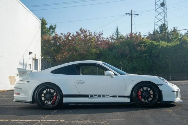 2015 Porsche 991 GT3 - Image 9 of 21
