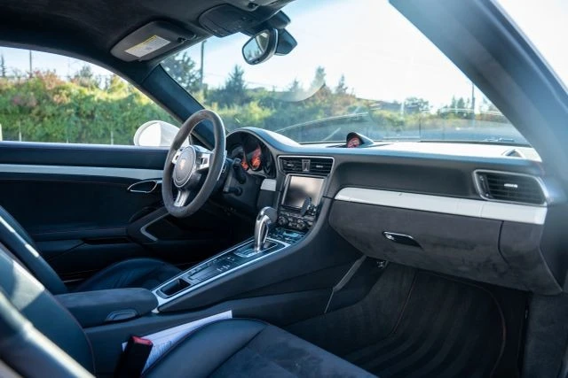 2015 Porsche 991 GT3 - Image 15 of 21