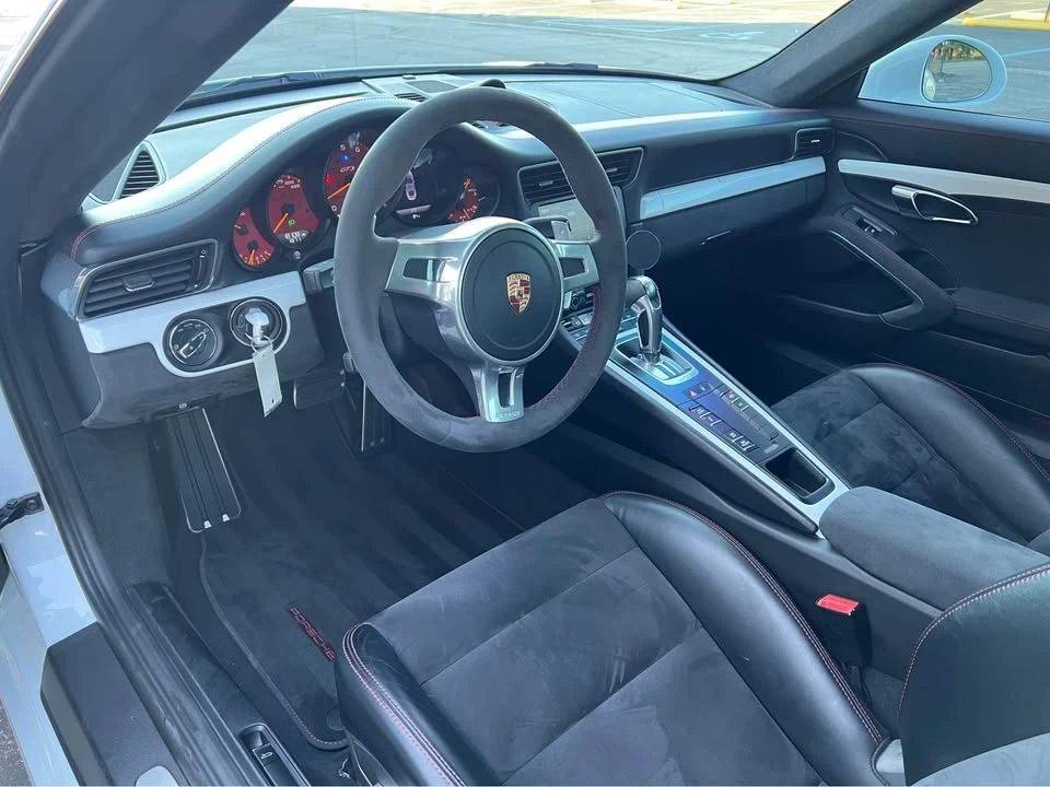 2015 Porsche 991 GT3 - Image 6 of 8