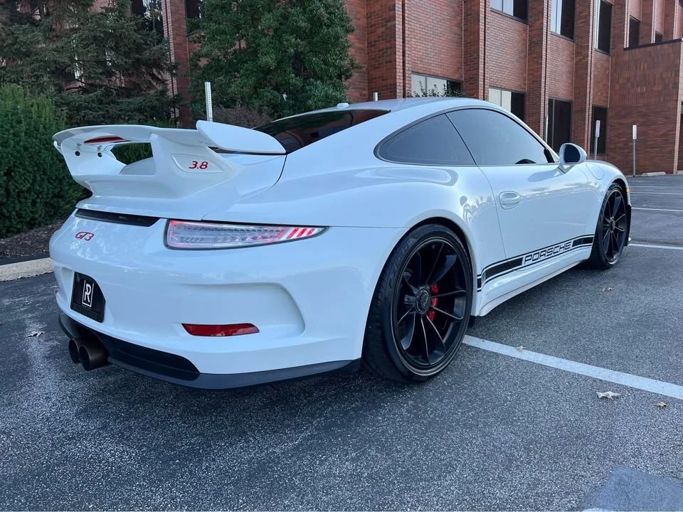 2015 Porsche 991 GT3 - Image 4 of 8
