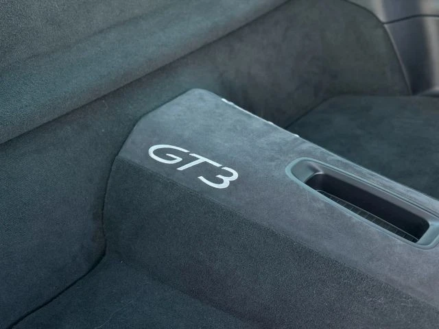 2015 Porsche - Image 22 of 31