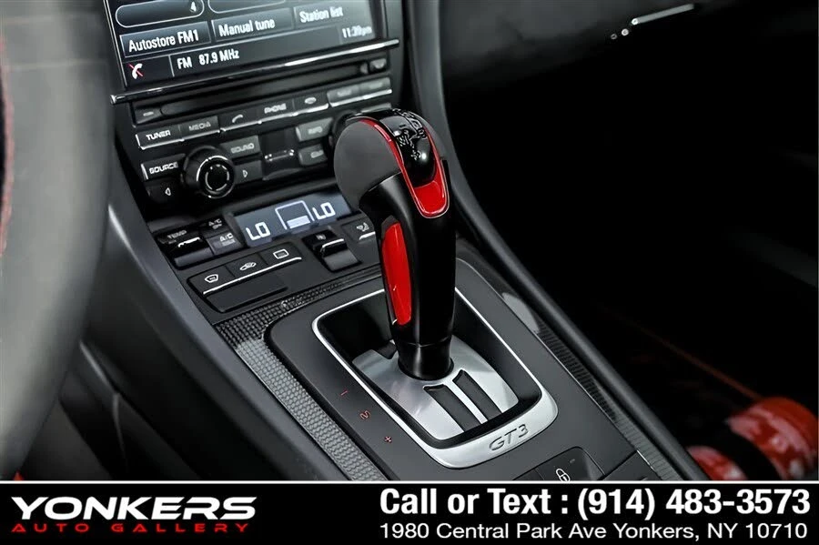 2015 Porsche 991 GT3 - Image 21 of 31