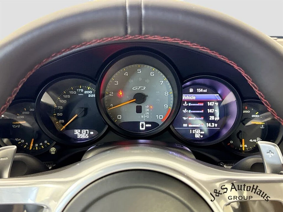 2015 Porsche 991 GT3 - Image 15 of 31