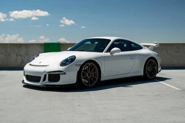2015 Porsche 991 GT3 - Image 15 of 31
