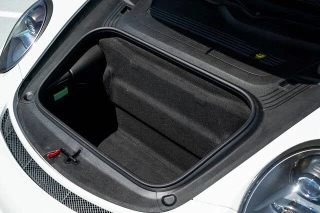2015 Porsche 991 GT3 - Image 29 of 31