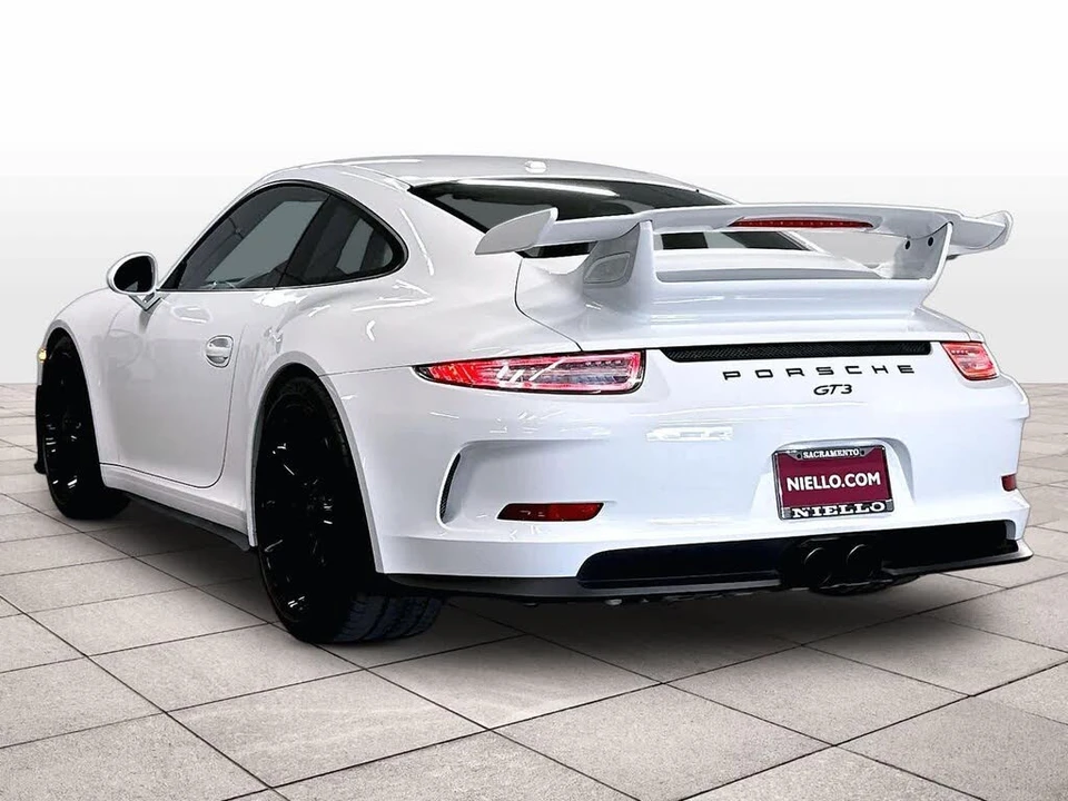 2015 Porsche 991 GT3 - Image 11 of 31
