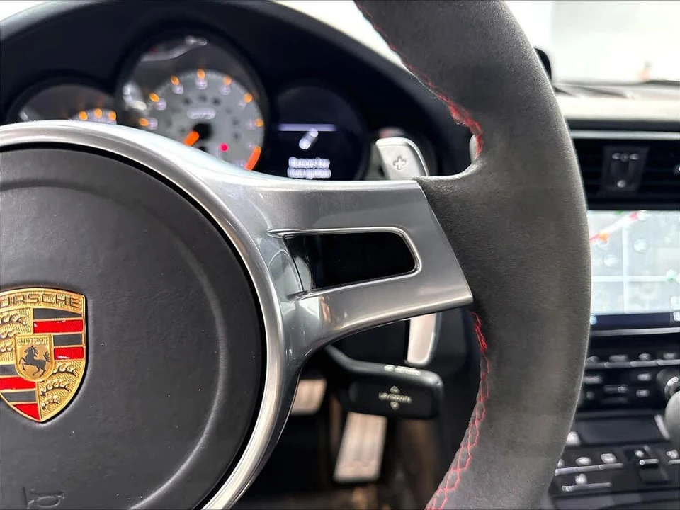 2015 Porsche 991 GT3 - Image 18 of 31