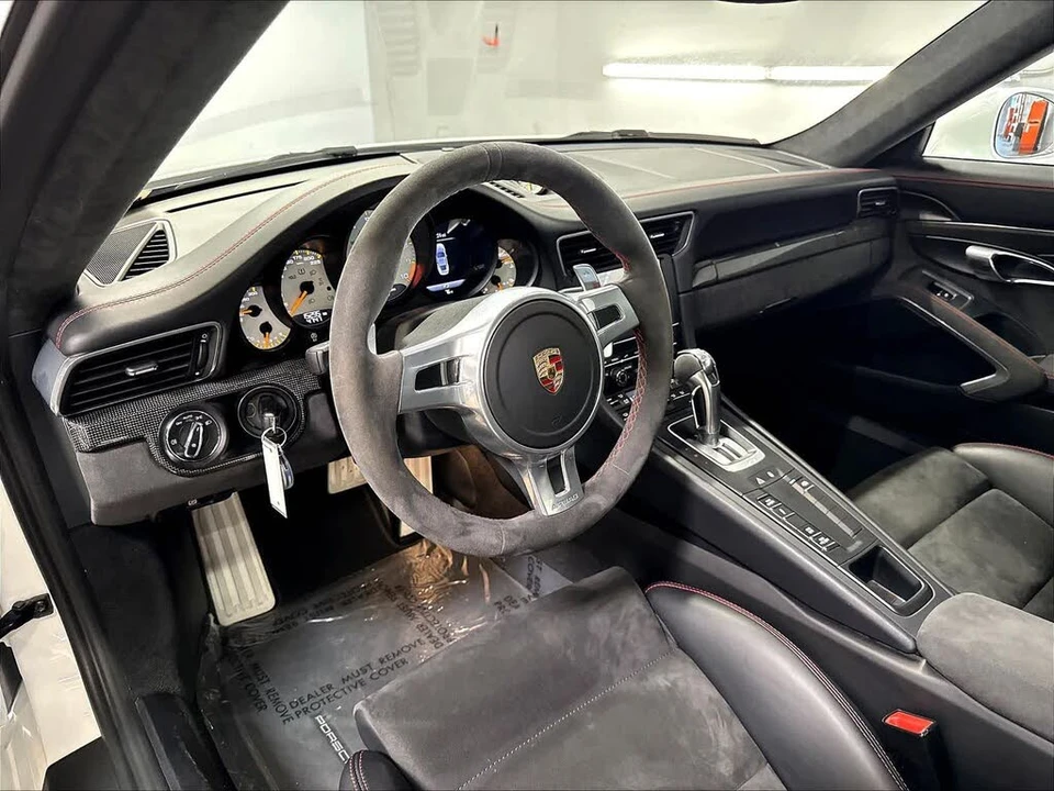 2015 Porsche 991 GT3 - Image 13 of 31
